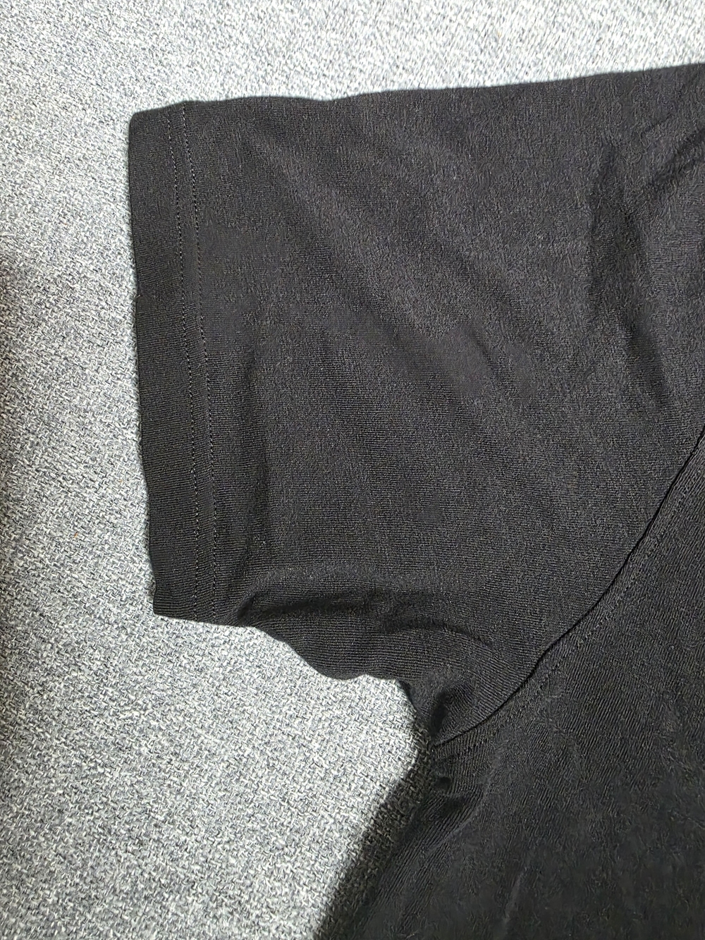 Marc Anthony Mens Cotton Stretch Slim Fit V-Neck T-Shirt Black Size Medium M - Picture 4 of 4